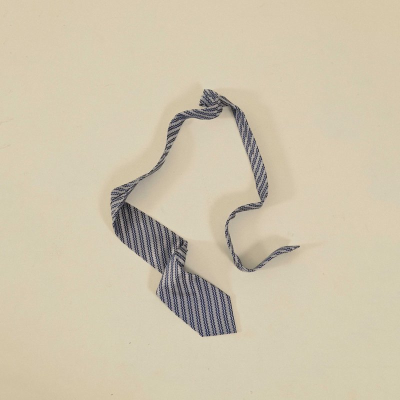 【NaSuBi Vintage】宽版缇花古着领带 - 领带/领带夹 - 其他人造纤维 蓝色