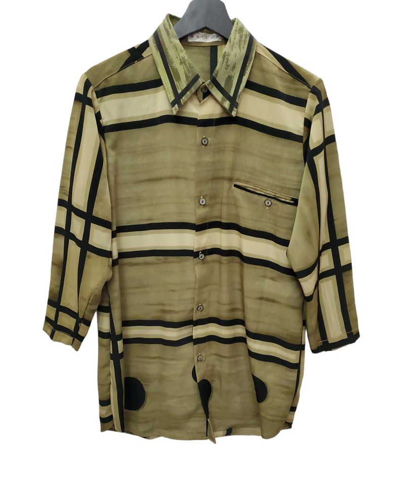 有礼貌穿搭 日本古着 丝质感 水墨图腾 长版 罩衫 L号 近全新 - 女装衬衫 - 棉．麻 多色