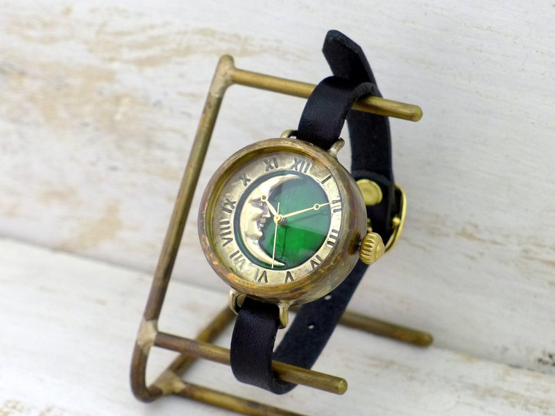 Handmade watch CrescentMoon4-MB Crescent green dial bracelet style (366CM4GR) - 女表 - 铜/黄铜 绿色