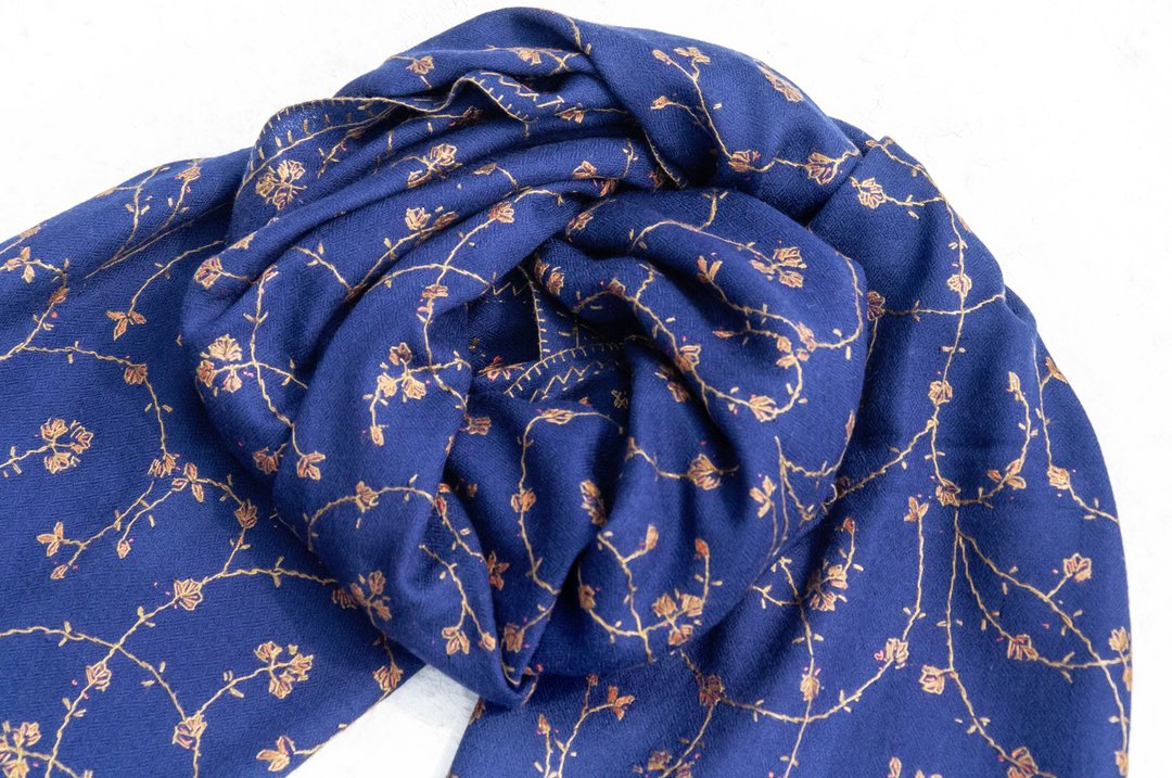 喀什米尔Cashmere/羊绒围巾/纯羊毛围巾披巾/戒指绒披肩-刺绣花朵 - 围巾/披肩 - 羊毛 蓝色
