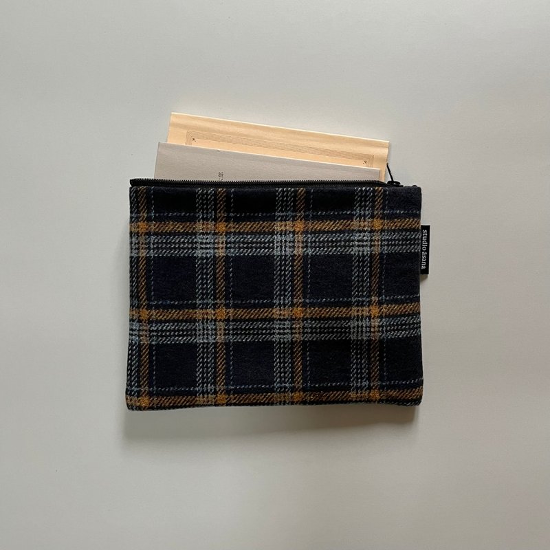 斜纹布 文库本收纳套（深海蓝）A6 附隔层 - 书衣/书套 - 棉．麻 蓝色