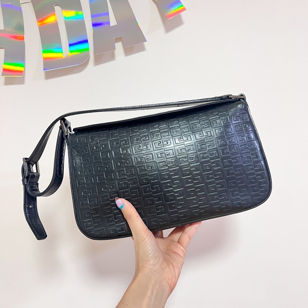 【日本中古】中古Givenchy 老花全皮 Hobo 腋下包 - 手提包/手提袋 - 其他材质 黑色