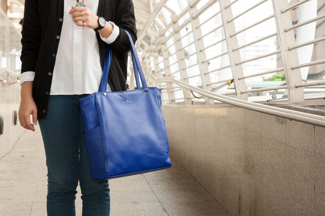 JAXSEN leather bag navy blueberry - 侧背包/斜挎包 - 真皮 