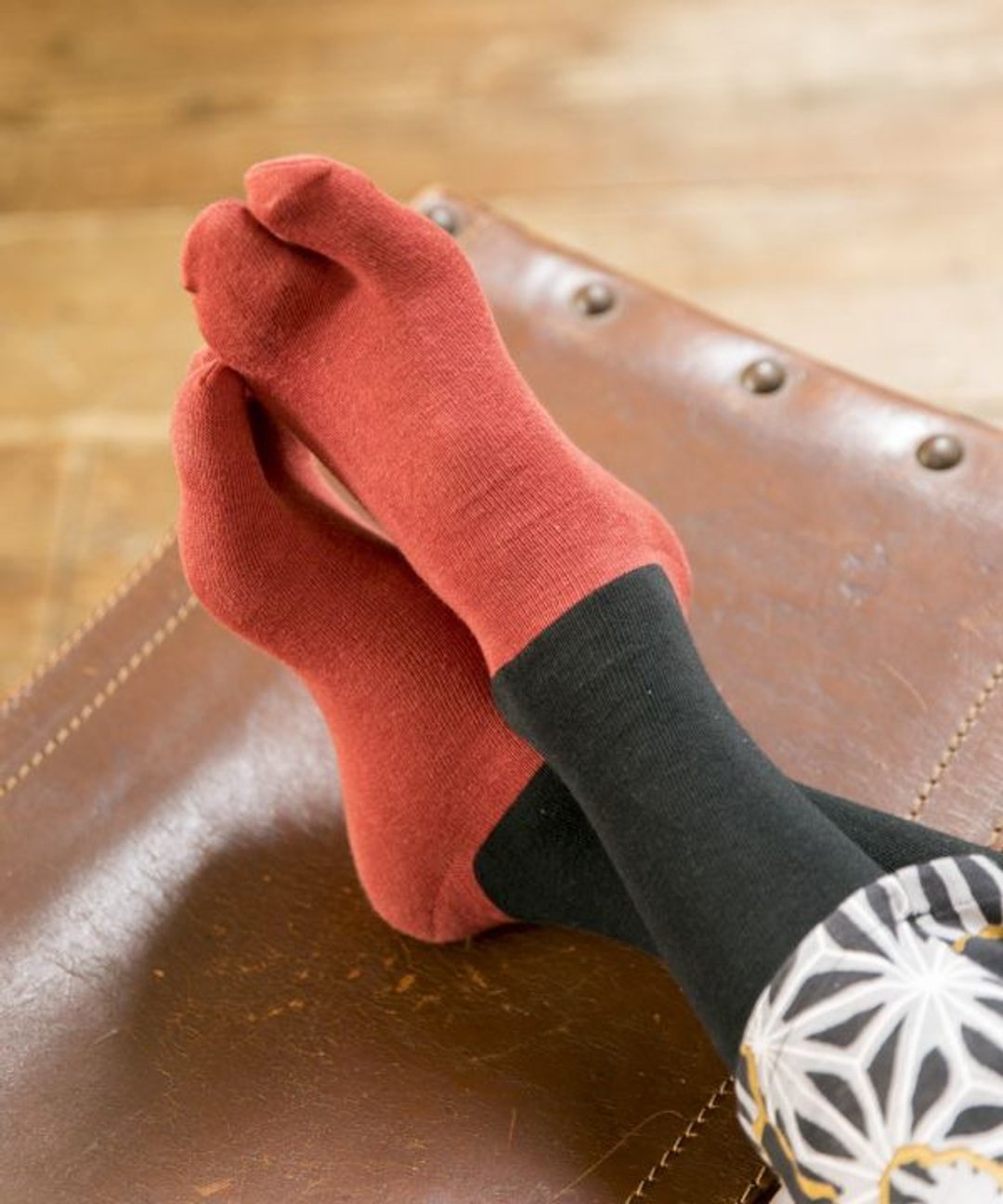 Bi Color TABI Socks 25-28cm - 袜子 - 其他材质 