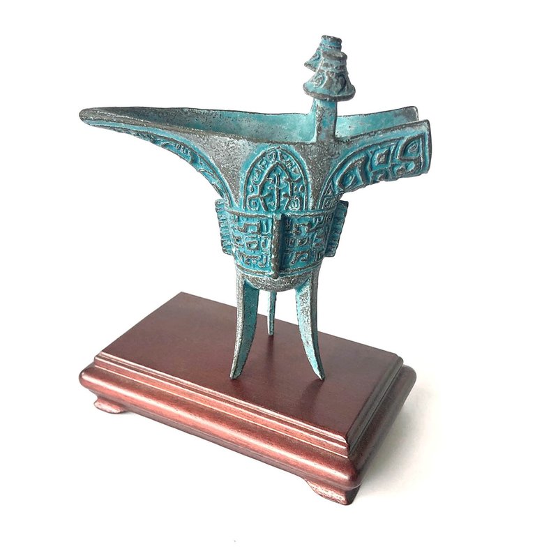 中国古代仿古饮酒器皿 │ 爵 仿古青铜器 金属 附木底座 - 其他 - 其他金属 绿色