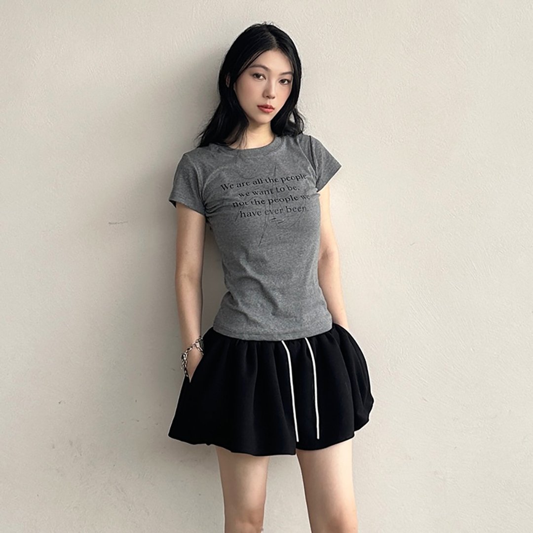 MOKACME 24SS 标语纯欲甜辣妹正肩短袖t恤女夏辣妹显瘦性感短上衣 - 女装 T 恤 - 棉 灰色
