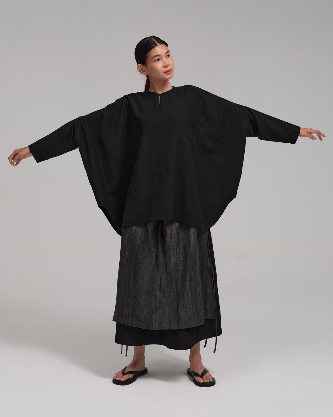 Unisex：蝙蝠袖上衣 (黑色) - 女装上衣 - 其他人造纤维 黑色