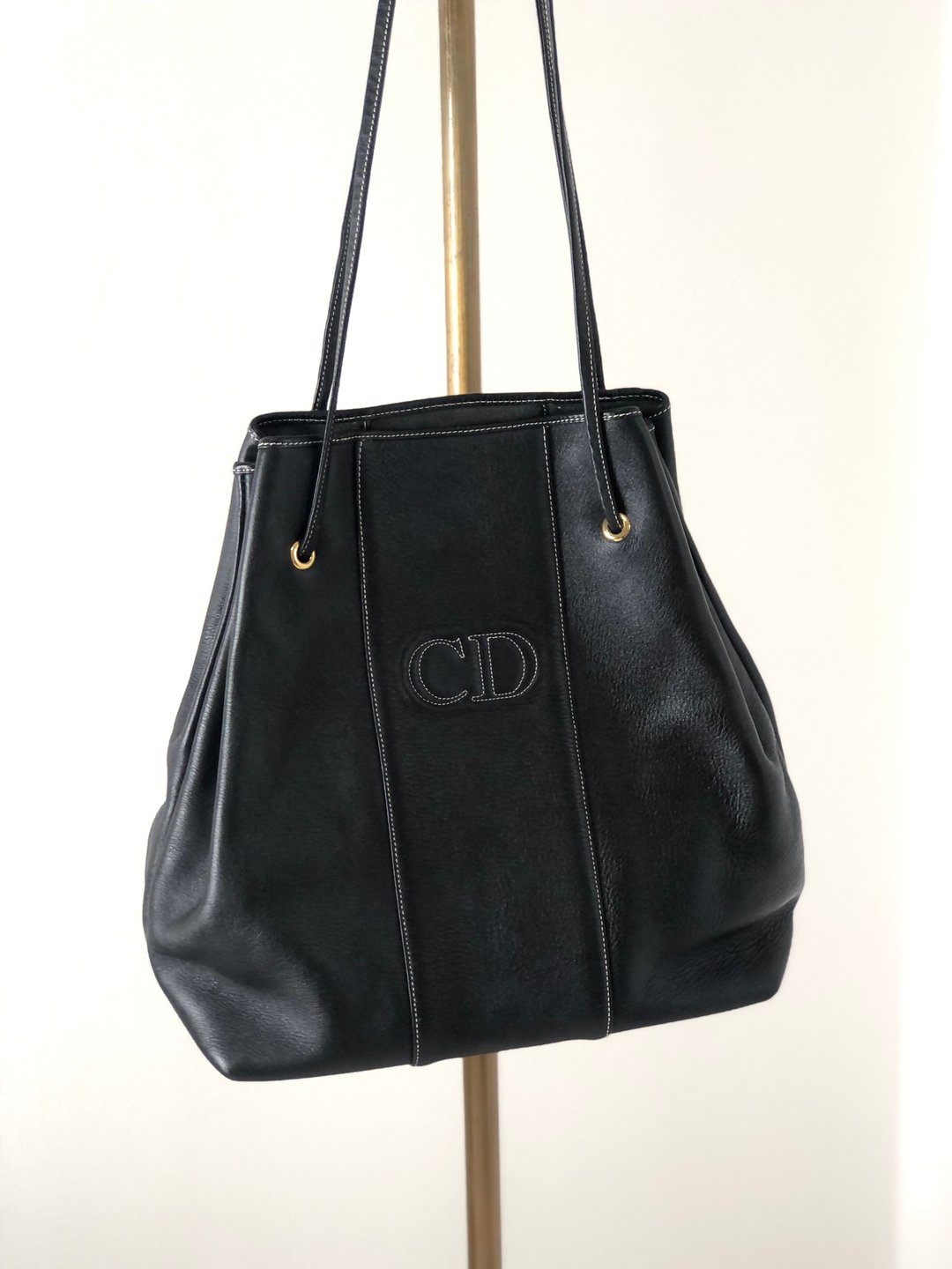 【 日本直送 名牌中古包 】Christian Dior 迪奥 侧背包 黑色 CD压纹 皮革 ciidw5 - 侧背包/斜挎包 - 真皮 黑色
