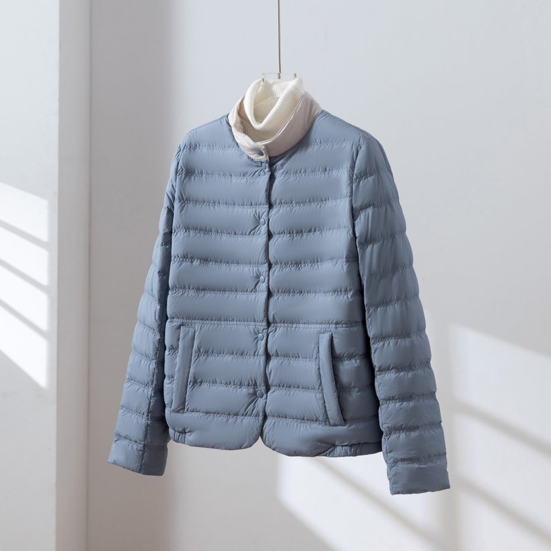 轻盈保暖兼具，可翻面羽绒外套/羽绒大衣 米白+蓝 251107-1 - 女装休闲/机能外套 - 其他材质 白色