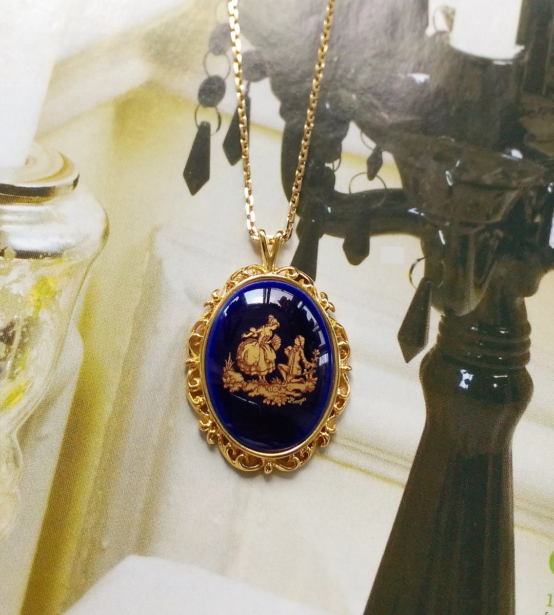 法国 LIMOGES 瓷画 罗密欧 茱丽叶小情侣 项链。西洋古董饰品 - 项链 - 其他材质 紫色