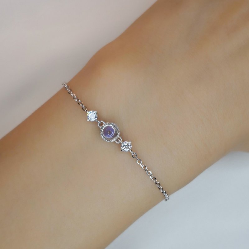 【月光石 Moonstone】恋人之石 晶体透彻 高品质蓝光 质感 气质 - 手链/手环 - 纯银 白色