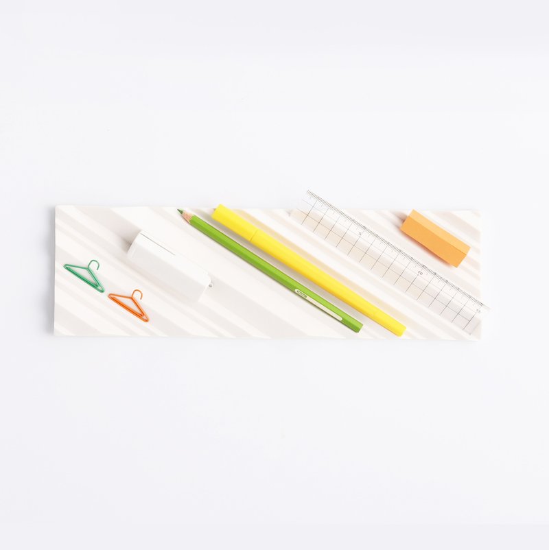 Tandscape ｜桌景（文具收纳） - 笔筒/笔座 - 瓷 白色