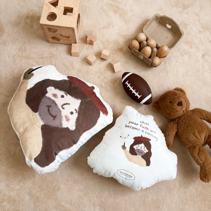 JIN CHA GOD-抱枕 超可爱耶稣画家插画抱枕/受洗礼物/幸福小组 - 枕头/抱枕 - 棉．麻 