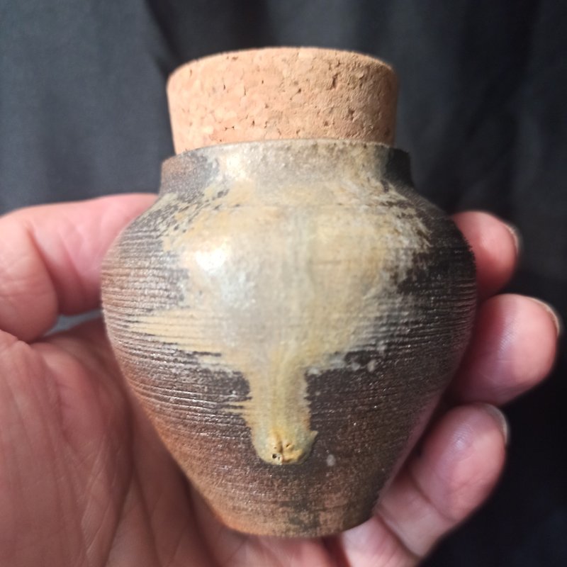 柴烧茶仓茶叶罐 - 茶具/茶杯 - 陶 金色