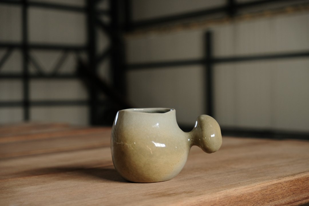 马克杯|豆子型手把 陶杯 - 咖啡杯/马克杯 - 陶 绿色