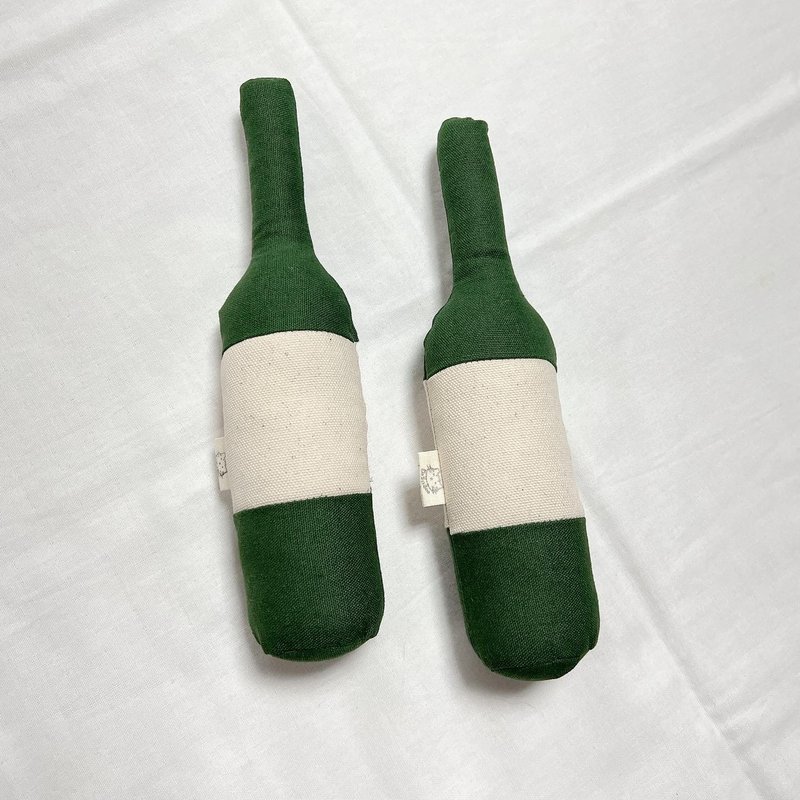【定制化礼物】酒瓶玩具 啤酒玩具 猫草包 狗狗玩具 猫咪玩具 - 玩具 - 棉．麻 