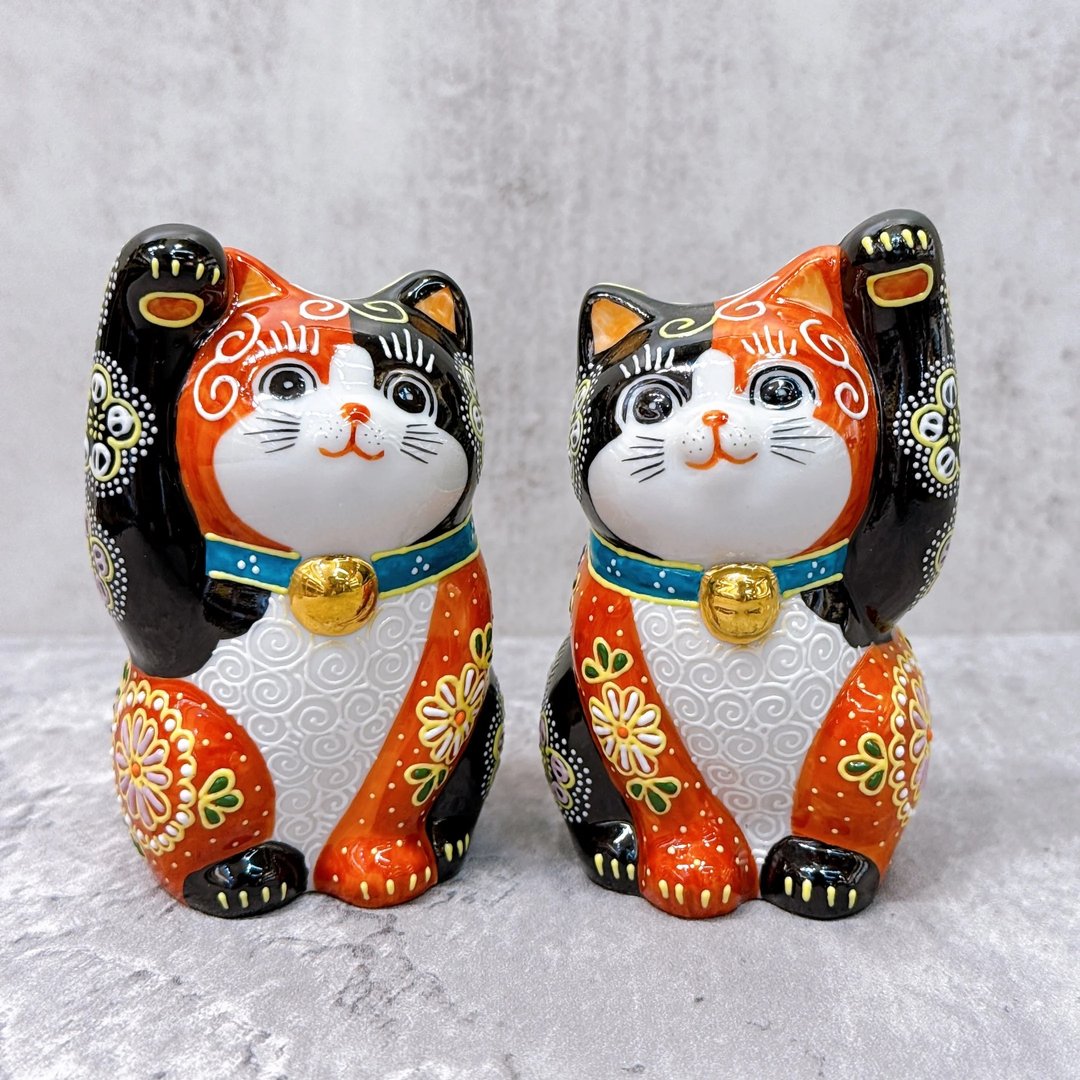 【双福临门】日本九谷烧招财猫 |  赤黑华盛 一对 - 摆饰 - 瓷 多色