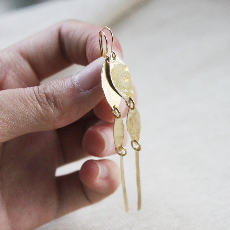 落叶简约黄铜耳环 - 14K包金耳针 / 夹式耳环 - 耳环/耳夹 - 其他金属 金色