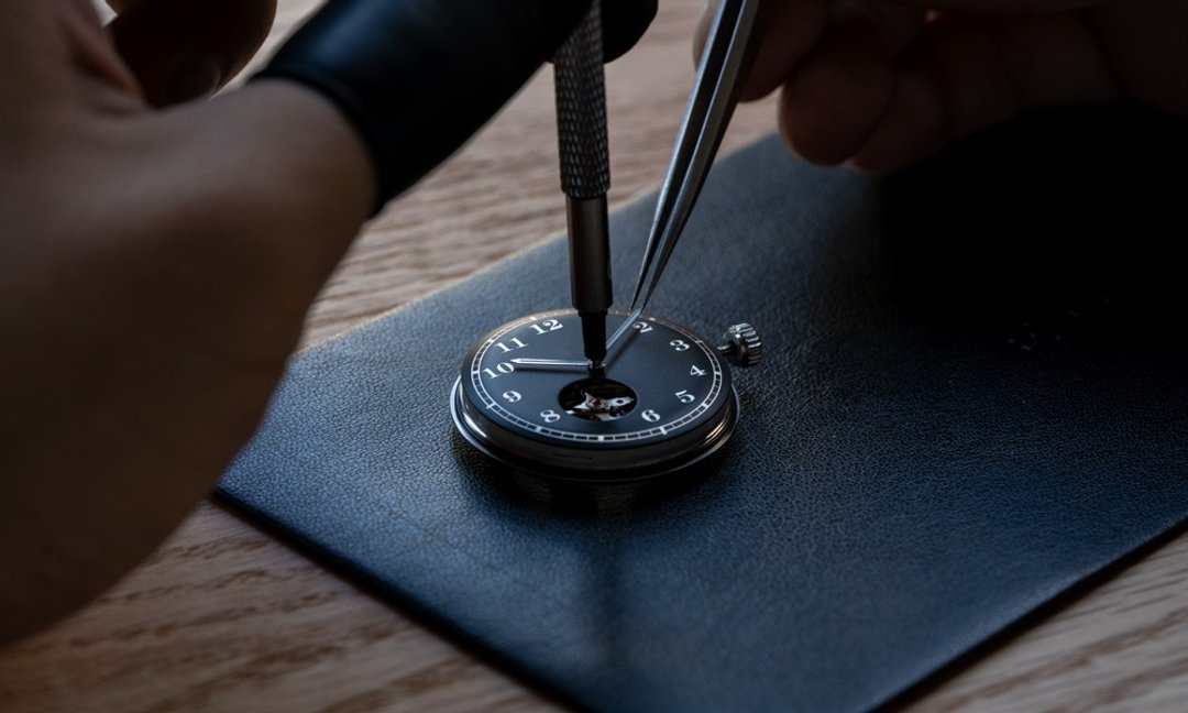 EONIQ x DIY Watch Club 制表工具套装 - 机械表 材料包 礼物 - 其他 - 其他金属 黑色