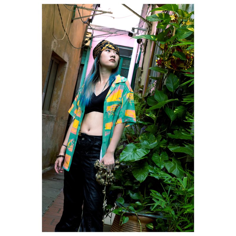 复古街头人造丝短袖夏威夷衬衫【天空与人】 - 女装衬衫 - 其他人造纤维 绿色