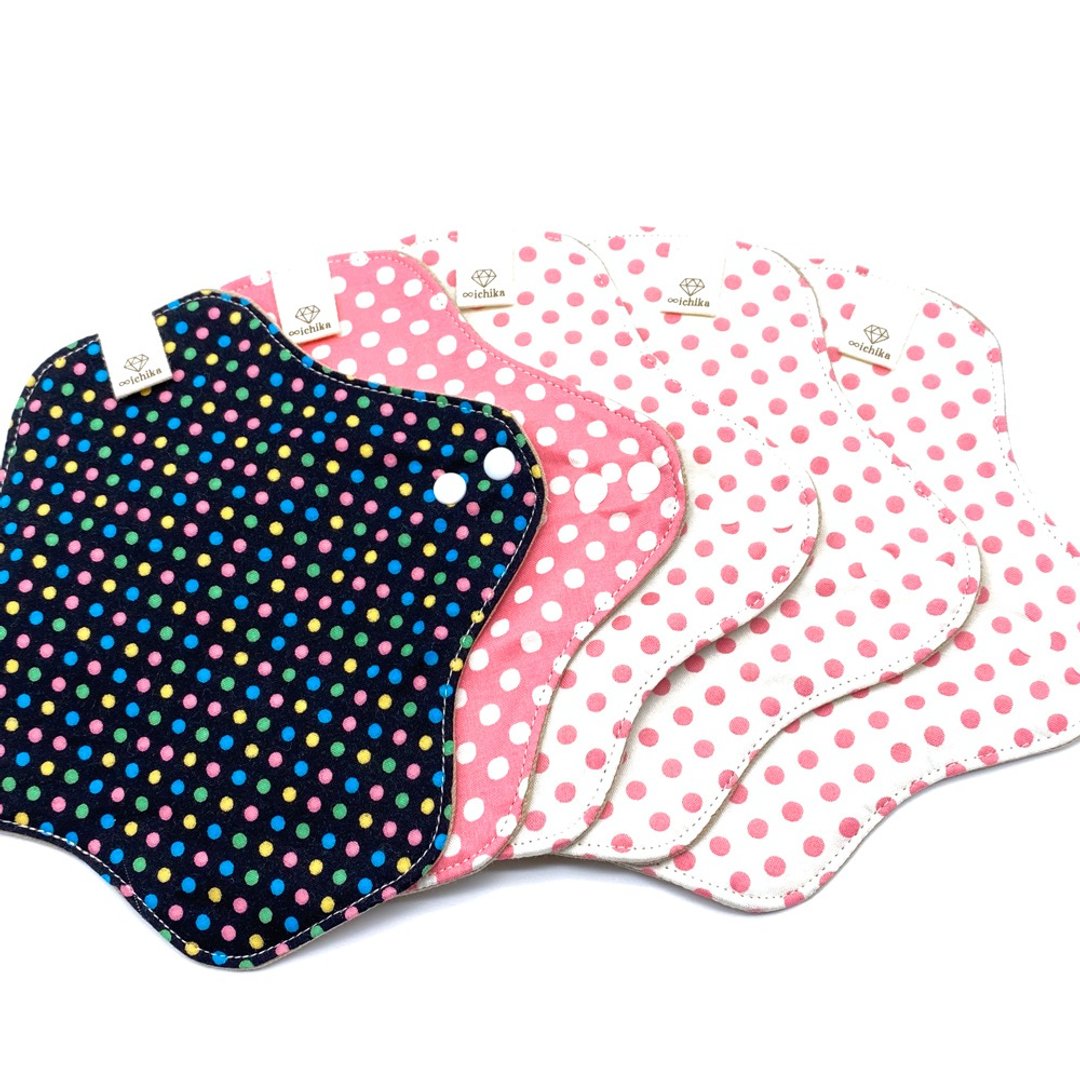 Cloth liner Panty liner 5-piece set Cute cloth liner dot using organic cotton - 生理用品 - 棉 多色