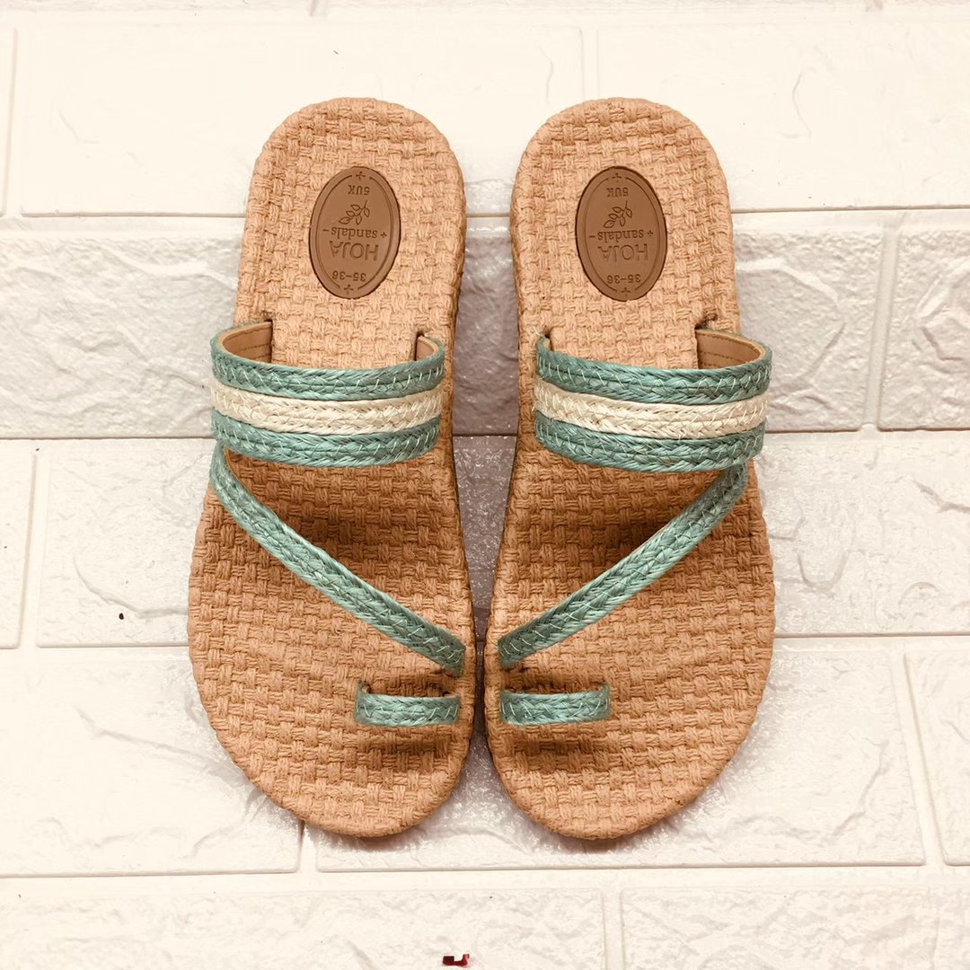 Beach shoes Sage green white sandals para summer sandal in boho bohemian style - 男女凉鞋 - 乳胶 绿色