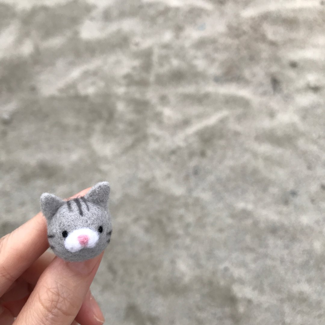 羊毛毡猫咪领针-虎纹猫/灰色虎纹/啡色虎纹 - 胸针 - 羊毛 灰色