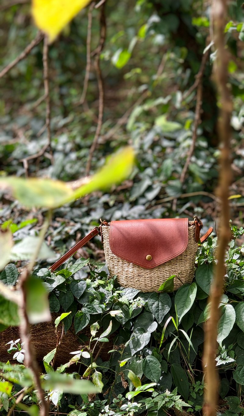 只为你订制 拉菲草弯弯包 - 侧背包/斜挎包 - 植物．花 卡其色