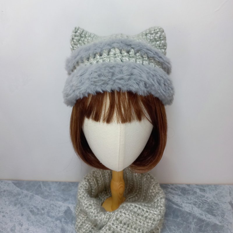 森系复古猫耳帽 交叉脖围 小围巾 皮草毛线帽  手钩编织帽 - 帽子 - 其他材质 银色