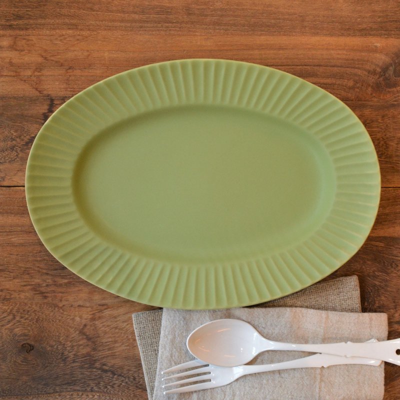 Line Oval Plate Elm Oval Plate | Mint Green | sakuzan | Sakuyama Kiln - 盘子/餐盘/盘架 - 陶 绿色