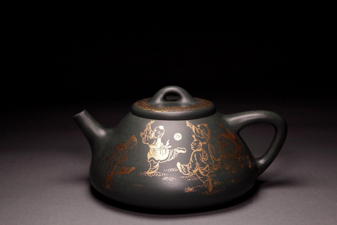 【婴戏图】龙山堂严选 吴郎大师工笔画描金 老墨绿泥 240cc - 茶具/茶杯 - 陶 绿色