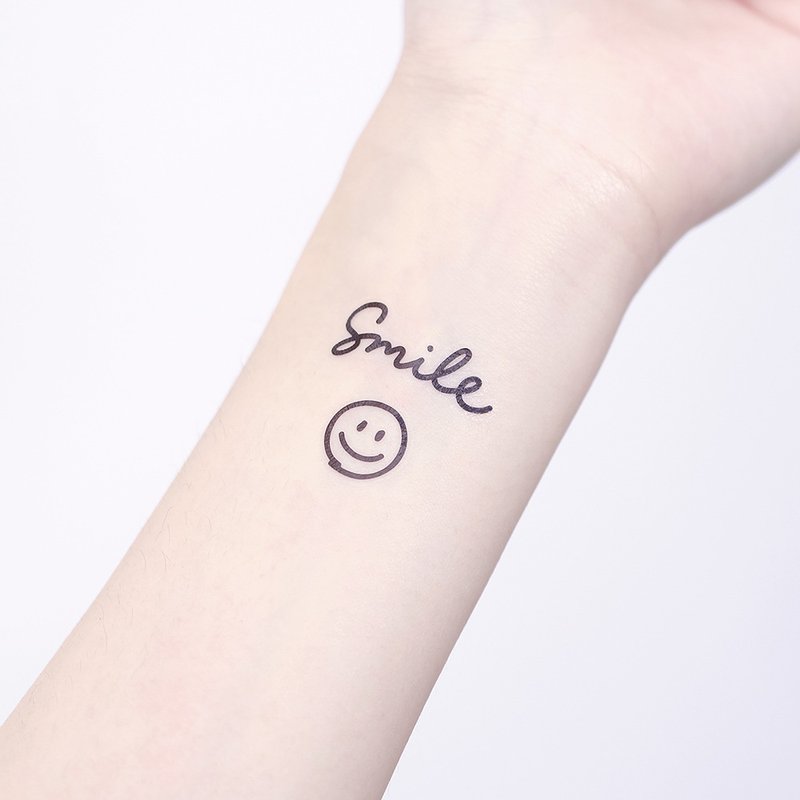 刺青纹身贴纸 - Smile 笑脸 Surprise Tattoos 2入 - 纹身贴 - 纸 黑色