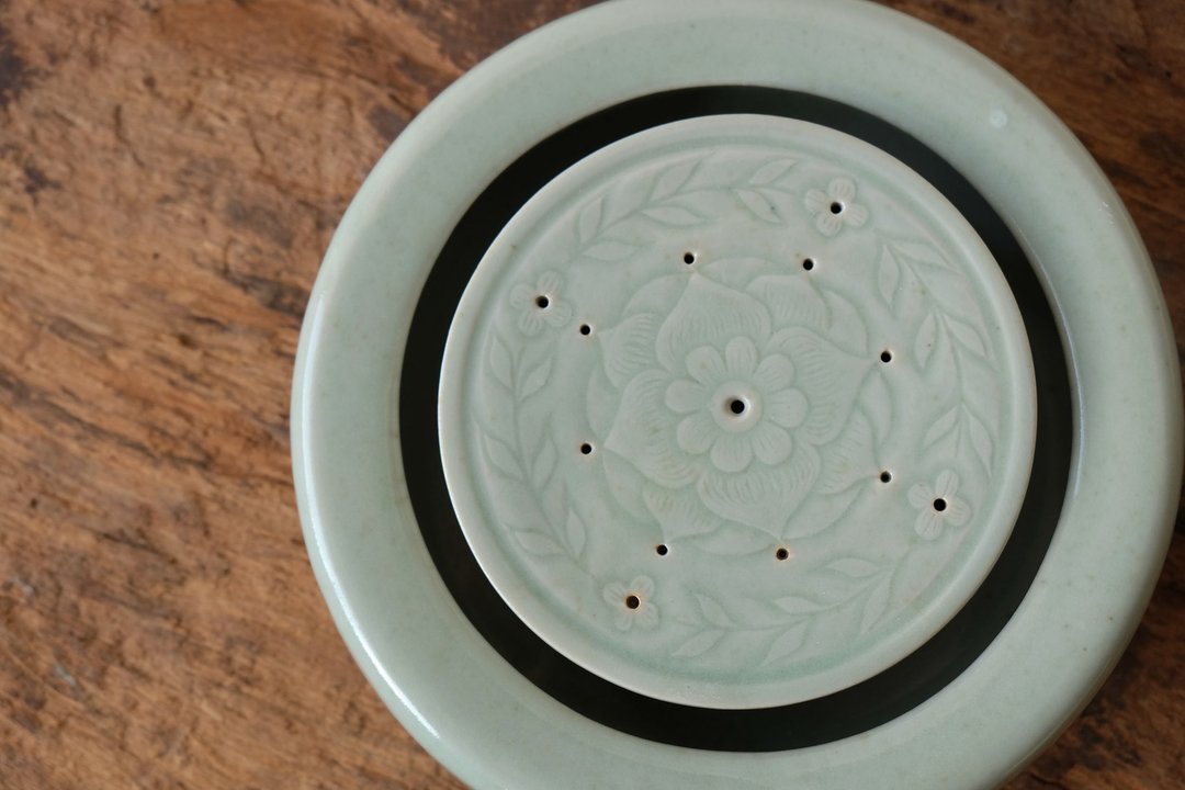 曼陀罗手工雕刻壶承 茶船 - 茶具/茶杯 - 瓷 白色