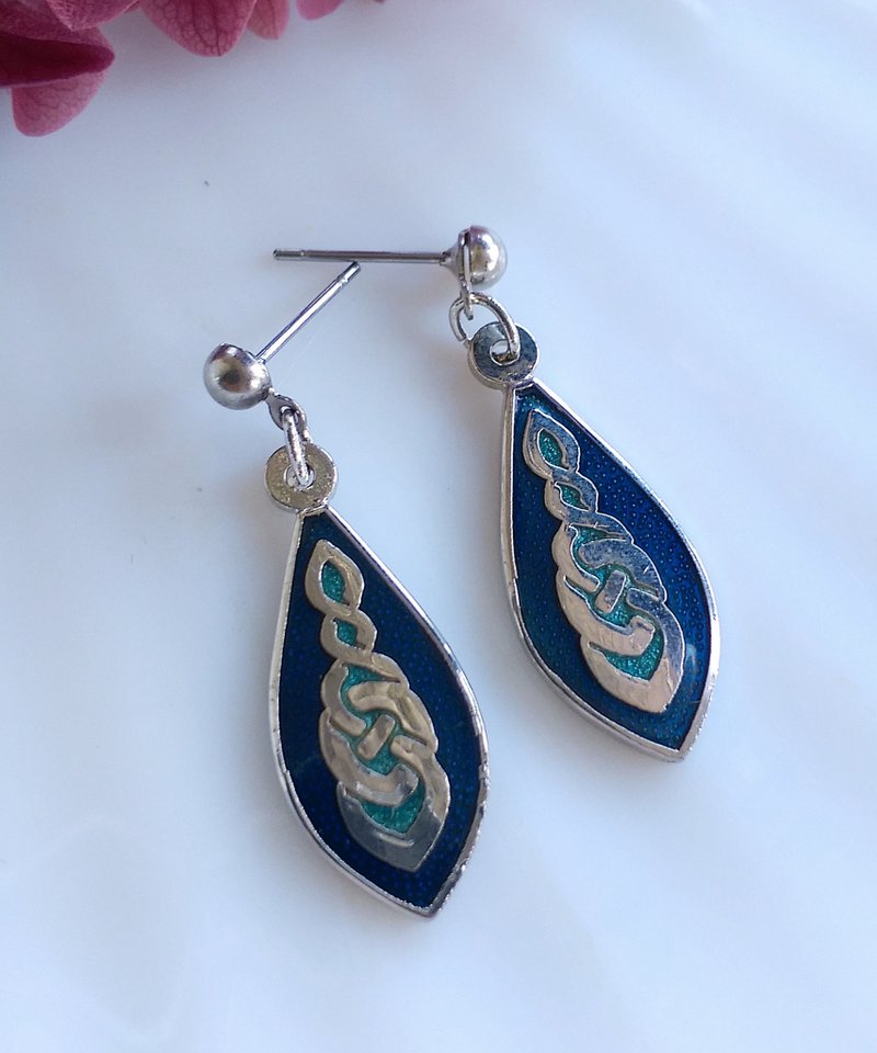 Vintage Jewelry  景泰蓝 CELTIC 凯尔特绳结 蓝底 针式耳环 - 耳环/耳夹 - 其他金属 金色