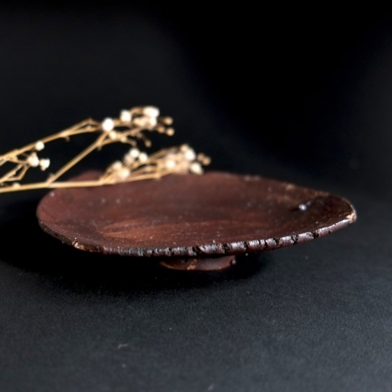 荏苒 No.1 印度红褐色浅碟(12CM) - 浅碟/小碟子 - 陶 咖啡色