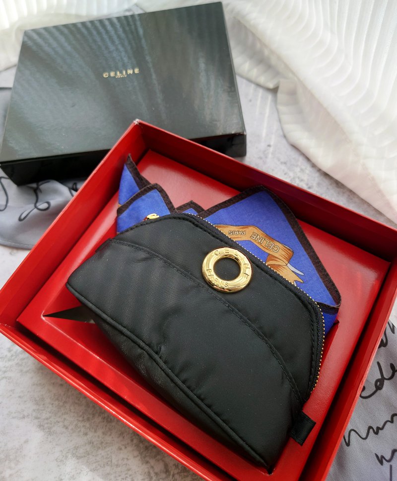 全新礼盒装 CELINE 小金环 收纳袋收纳包化妆包毛巾方巾手巾手帕 - 化妆包/杂物包 - 棉．麻 黑色