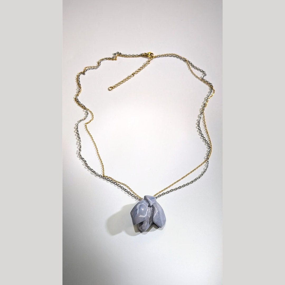 Cubist Moth Porcelain Two-Tone Pendant - 项链 - 瓷 灰色