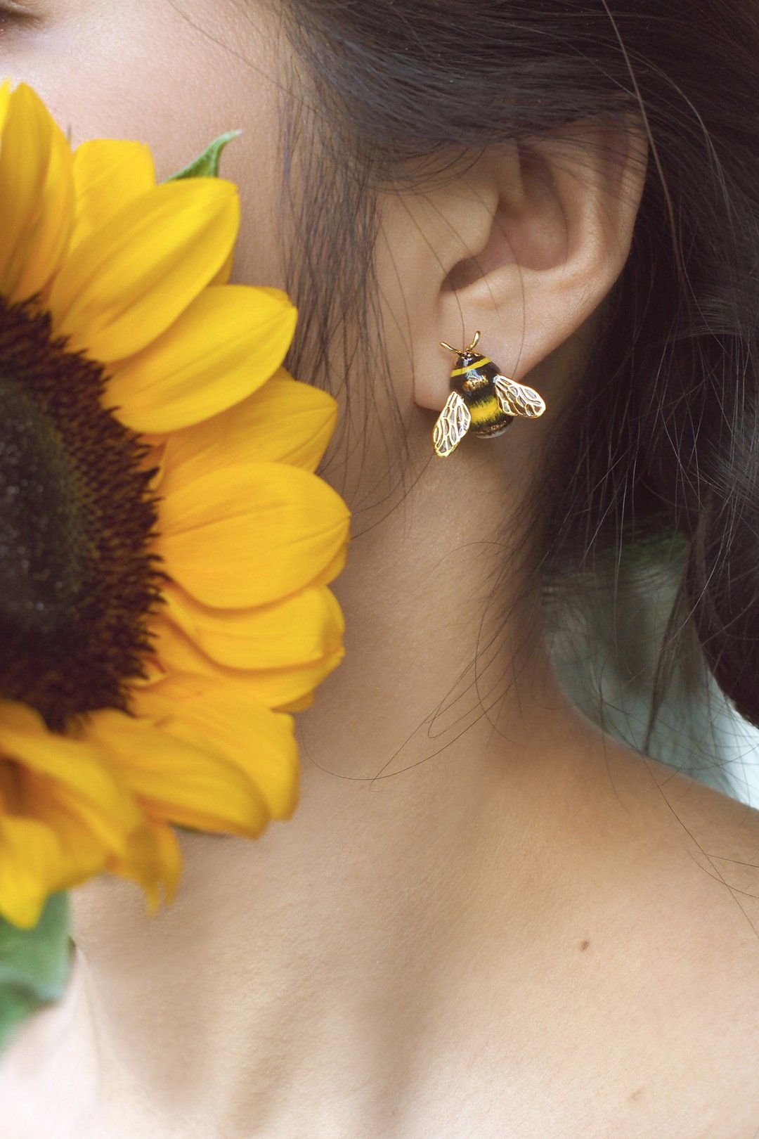 BumbleBee Earrings, Enamel Jewelry, Perfect gift, Spring. - 耳环/耳夹 - 其他金属 黄色