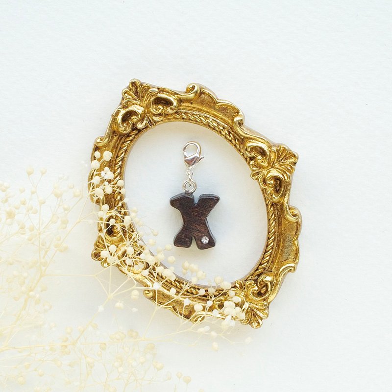 手工木制吊饰   英文字母@X 吊饰  生日礼物 - 吊饰 - 木头 咖啡色