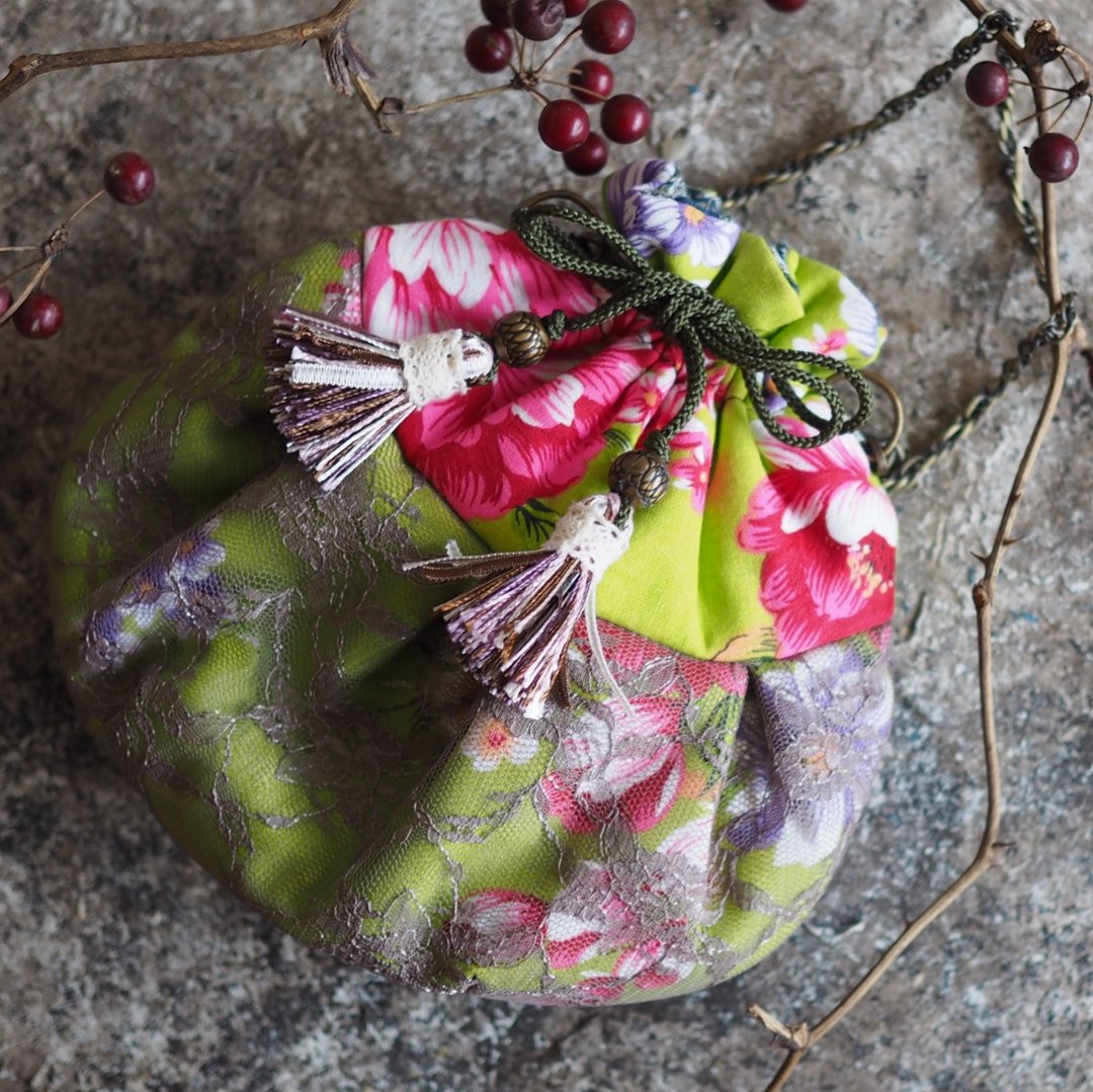Taiwan floral x lace drawstring purse (one piece / free shipping) - 手提包/手提袋 - 棉 绿色