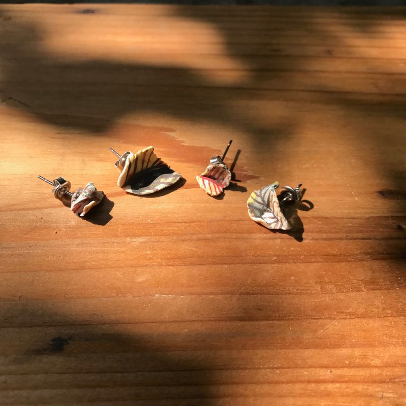 枯叶眠 /陶瓷耳环 材质永恒 - 耳环/耳夹 - 瓷 多色