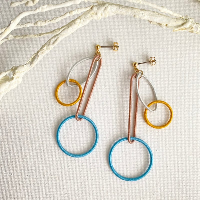 Hoop Hoop Earrings/ Clip-On[Blue Gray] - 耳环/耳夹 - 棉．麻 多色