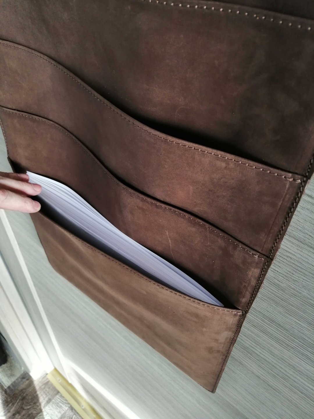 Leather wall pocket organizer, Leather wall hangings, Wall mail pocket - 收纳用品 - 真皮 黑色