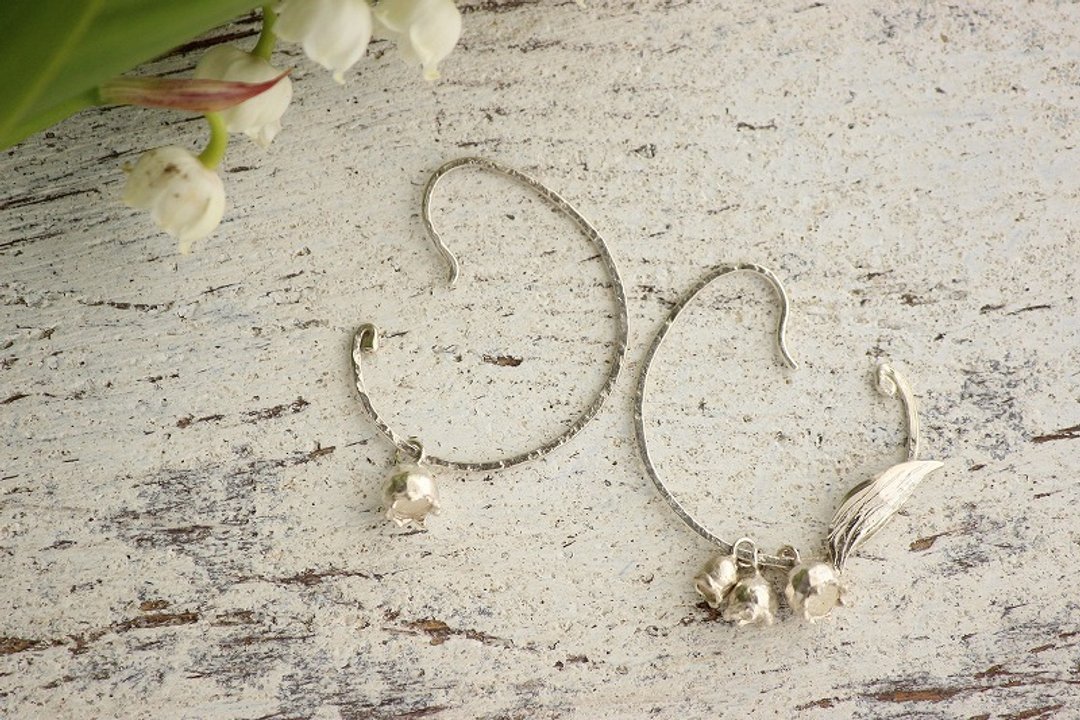 silver lily of the valley earrings - 耳环/耳夹 - 其他金属 银色