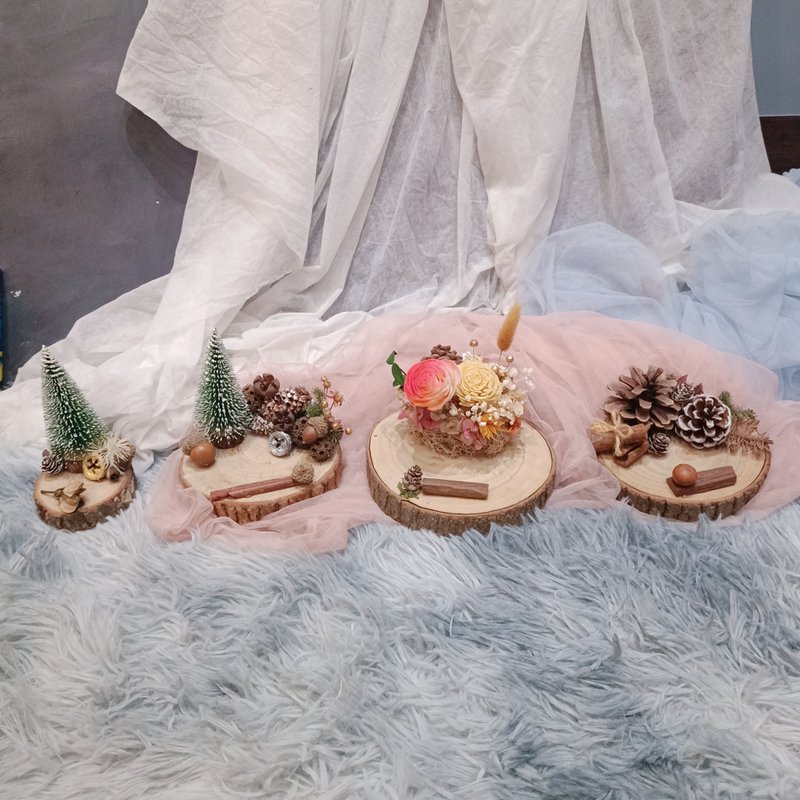 福利品出清 不含盒 干燥花 松果名片座 开幕礼物 - 名片架/名片座 - 植物．花 