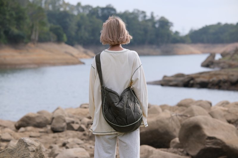 军绿色夹棉斜孭袋 - 侧背包/斜挎包 - 棉．麻 