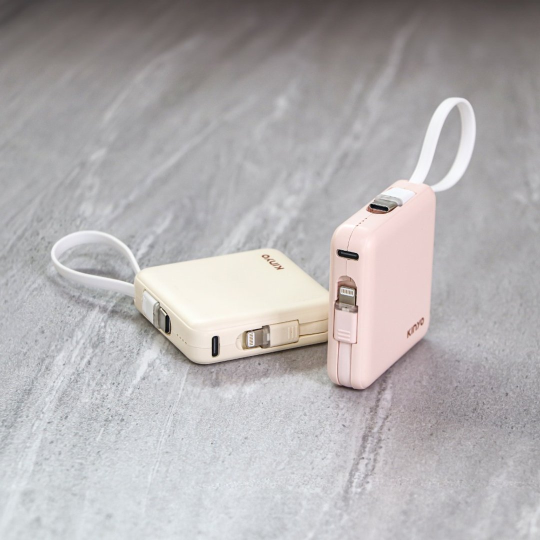 KINYO 5000mAh小方块双线夹心随手充 KPB-2302 - 充电宝/传输线 - 塑料 白色