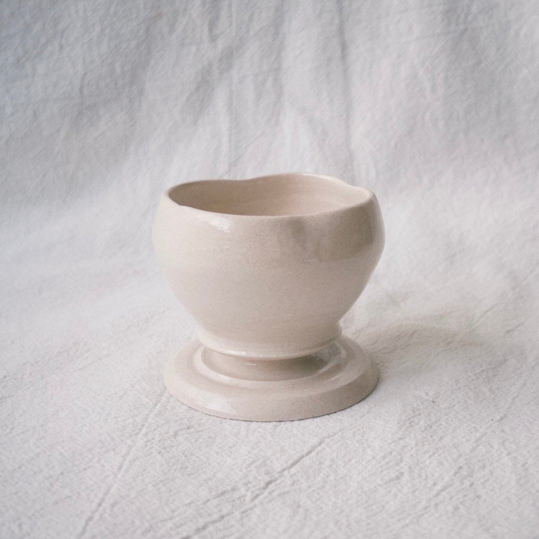 陶瓷纯白简约高脚花边杯 - 茶具/茶杯 - 瓷 白色