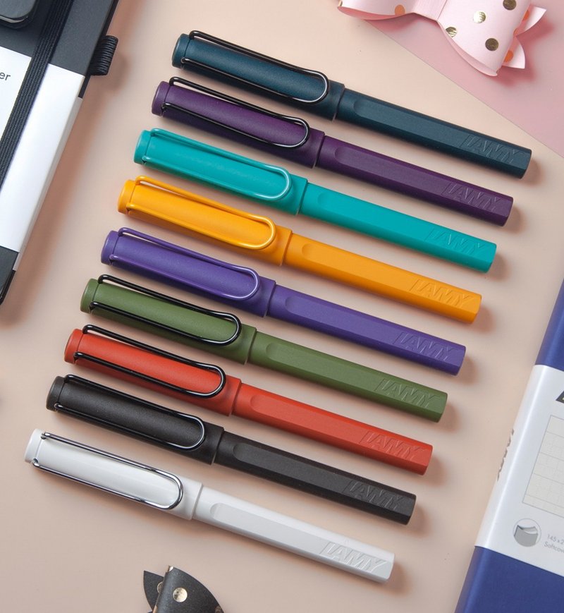 【雷雕免费刻字】LAMY 钢珠笔皮革笔盒 湛蓝 / SAFARI - 多彩选A - 钢珠笔 - 塑料 多色