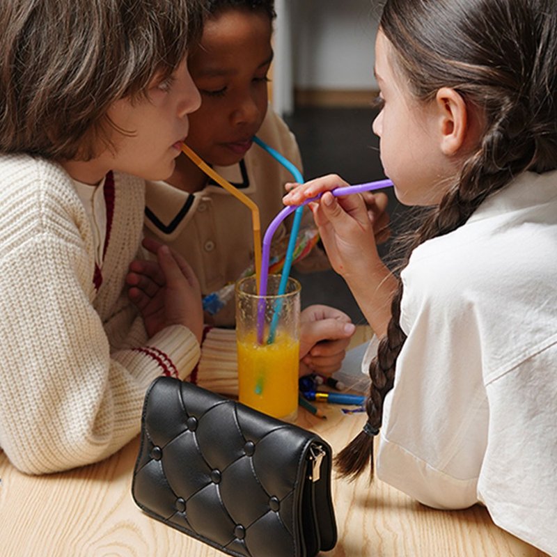 治愈上班族的吐司片包 简约轻巧肩背手提4种背包方式 - 侧背包/斜挎包 - 真皮 